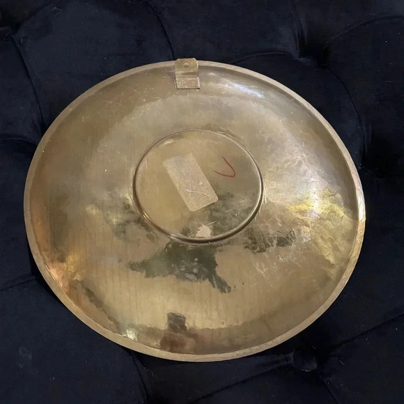 Vintage Brass MCM Decorative Plate Wall Hanging Dish Handpainted Ceramic - Picture 3 of 8